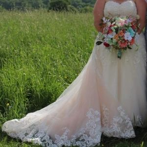 Wedding dress size 16